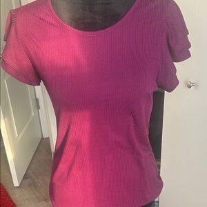 Gilli Magenta Ribbed Short Sleeve Top